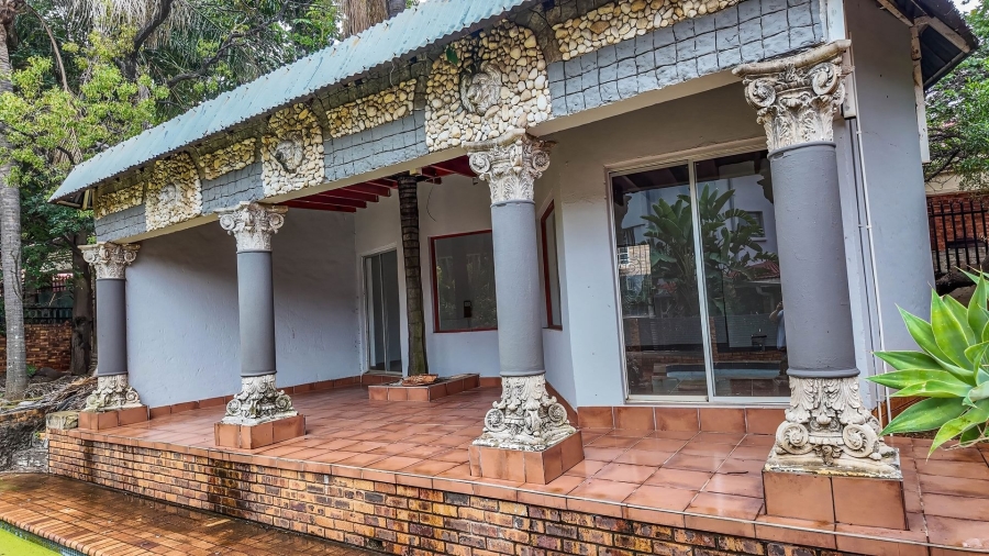 7 Bedroom Property for Sale in Safari Gardens North West